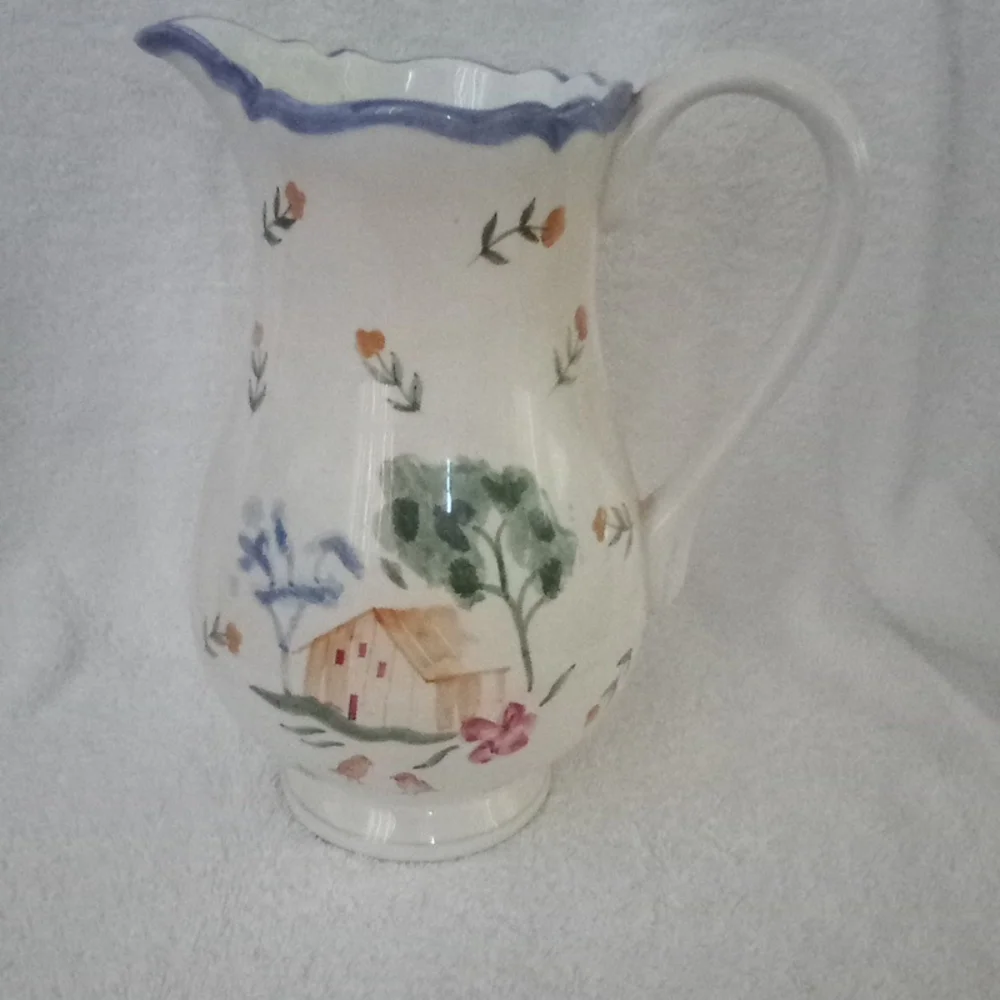 Pitcher - Picture 2 of 3